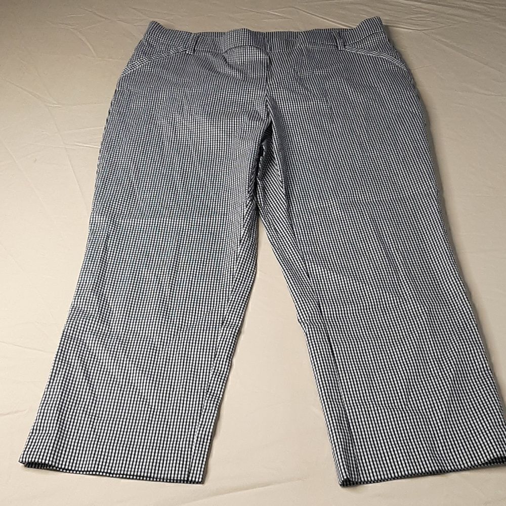 Rafaella Comfort Black and White Stretchy Cropped Pants